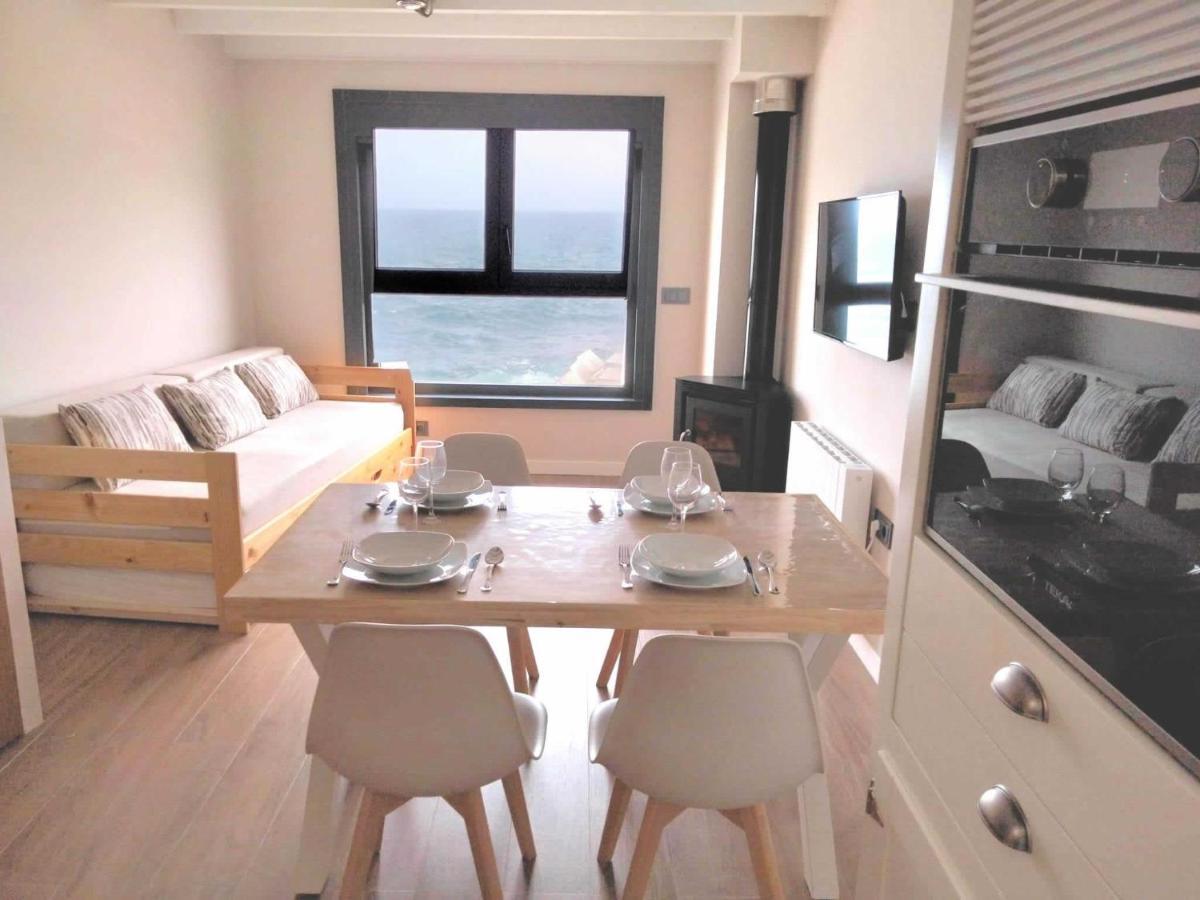Vila Marina. Casa Marinera Con Terraza Sobre El Mar En Caion Cayon Bagian luar foto